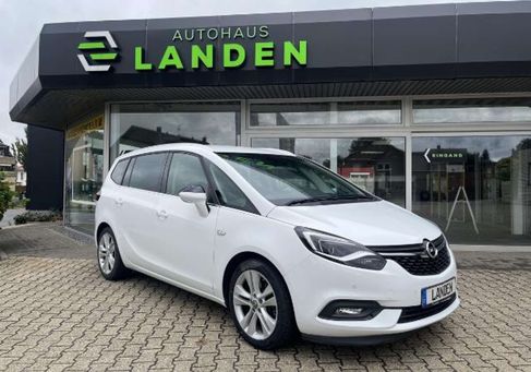 Opel Zafira, 2018