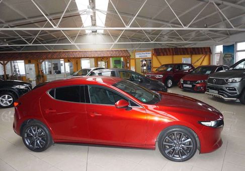 Mazda 3, 2024