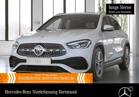 Mercedes-Benz GLA 180, 2021