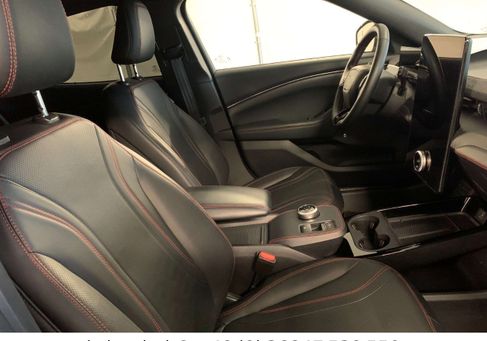 Ford Mustang Mach-E, 2021