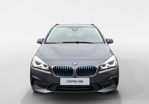 BMW 225, 2018