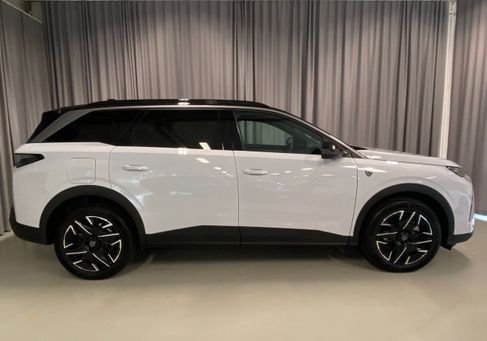 Peugeot 5008, 2025