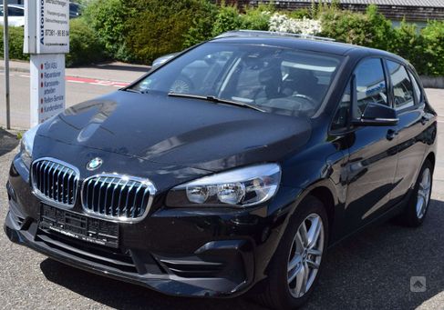 BMW 225, 2018
