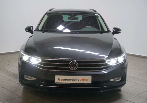 Volkswagen Passat, 2022