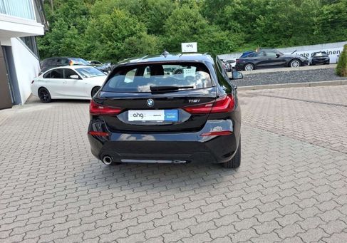 BMW 118, 2023