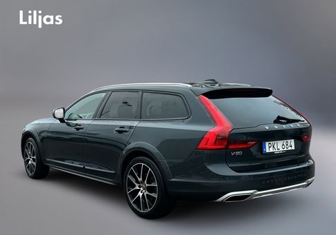 Volvo V90 Cross Country, 2018
