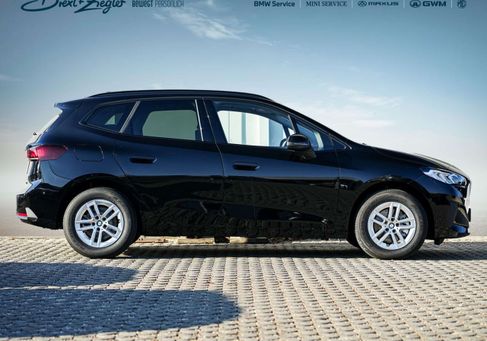 BMW 218, 2026 2