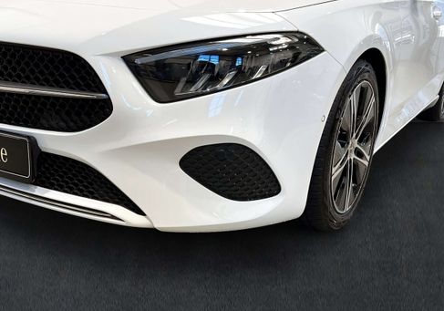 Mercedes-Benz A 200, 2024