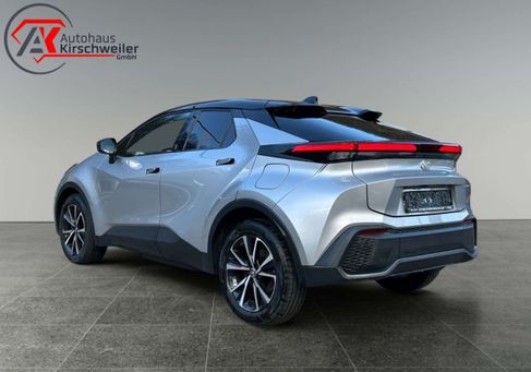 Toyota C-HR, 2024