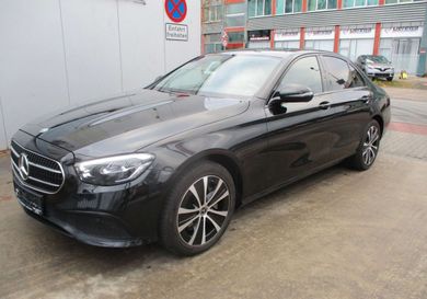 Mercedes-Benz E 300, 2023