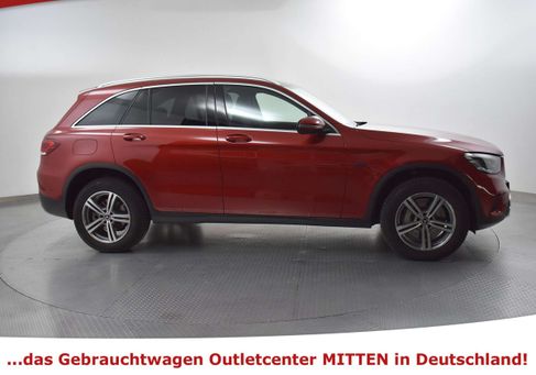 Mercedes-Benz GLC 300, 2021