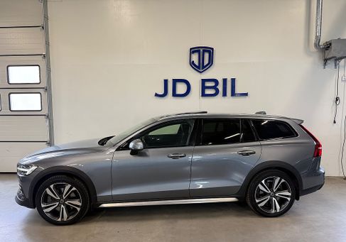 Volvo V60 Cross Country, 2019