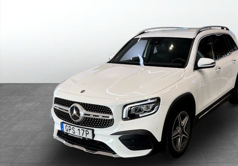 Mercedes-Benz GLB 200, 2021