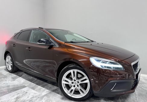 Volvo V40 Cross Country, 2018