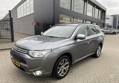 Mitsubishi Outlander, 2013