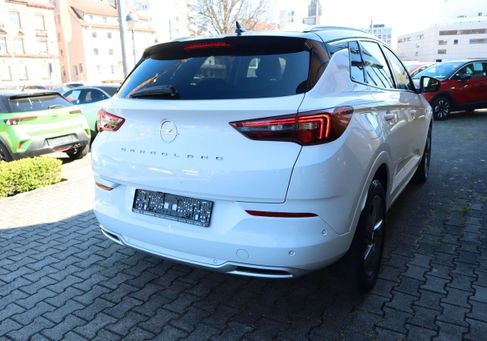 Opel Grandland X, 2022 3