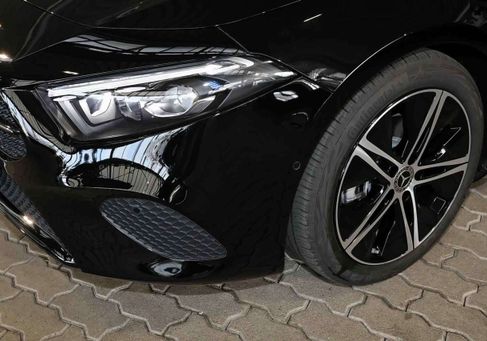 Mercedes-Benz A 200, 2026