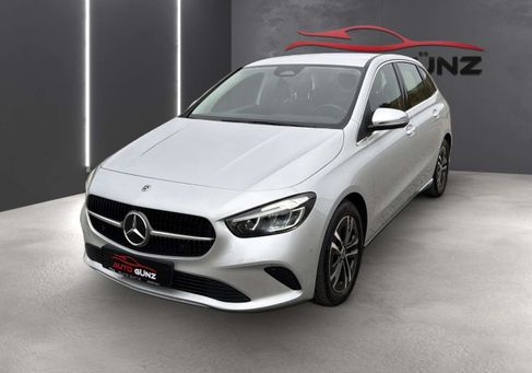 Mercedes-Benz B 200, 2023