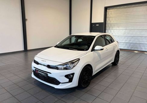 Kia Rio, 2023 3