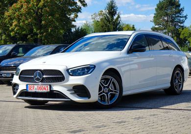 Mercedes-Benz E 300, 2022
