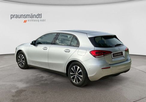 Mercedes-Benz A 180, 2021 3