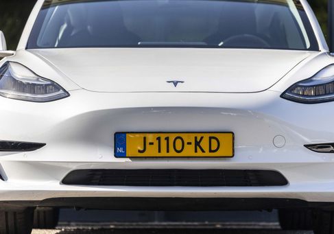 Tesla Model 3, 2020