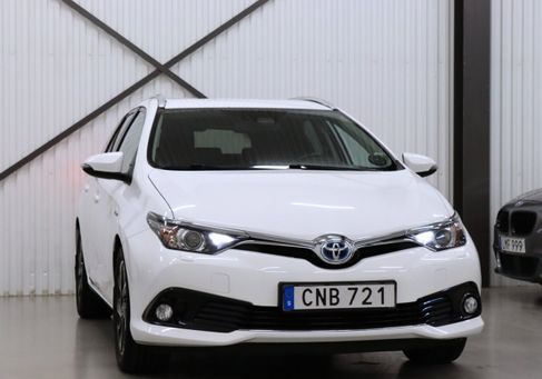 Toyota Auris Touring Sports, 2016