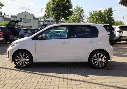 Volkswagen up!, 2017