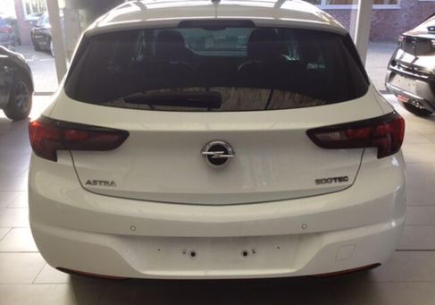 Opel Astra, 2019