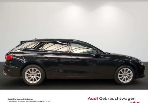 Audi A4, 2022