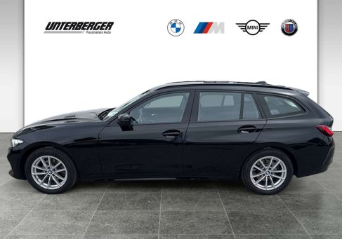 BMW 320, 2022