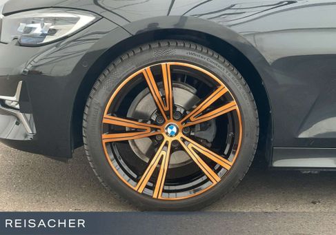 BMW 320, 2022 3