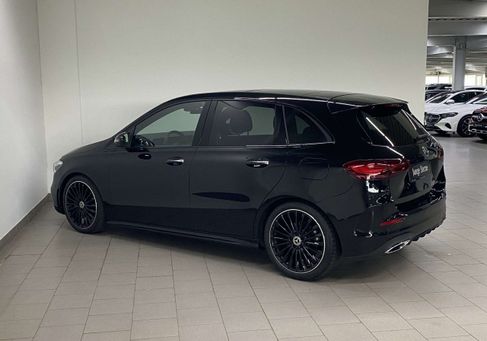 Mercedes-Benz B 200, 2023