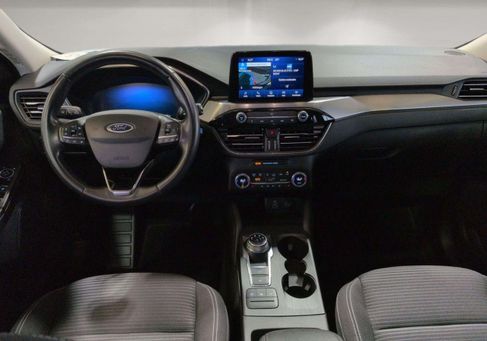 Ford Kuga, 2022