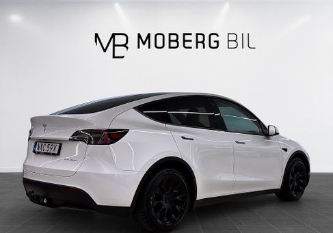 Tesla Model Y, 2024 3