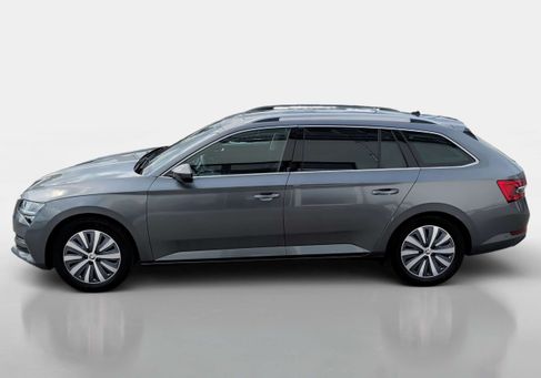 Skoda Superb, 2022