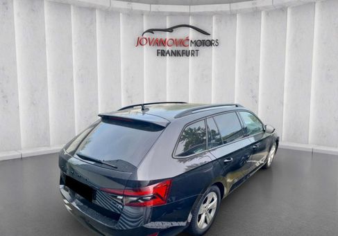 Skoda Superb, 2022