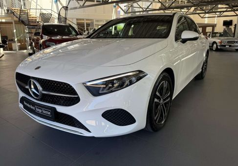 Mercedes-Benz A 200, 2025