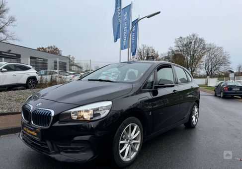 BMW 225, 2018