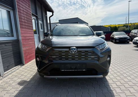 Toyota RAV 4, 2021