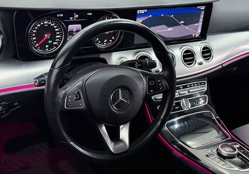Mercedes-Benz E 200, 2018 2