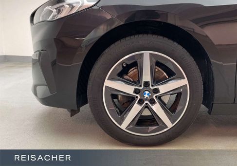 BMW 220, 2022 3