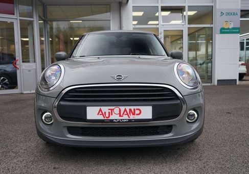 MINI ONE, 2019