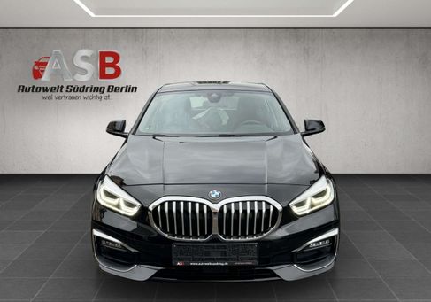 BMW 120, 2020