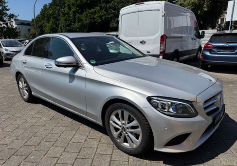 Mercedes-Benz C 200, 2021