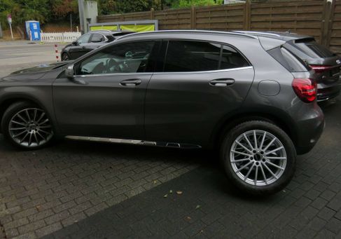 Mercedes-Benz GLA 250, 2019