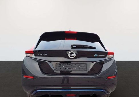 Nissan Leaf, 2021 3