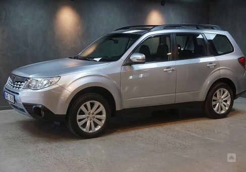 Subaru Forester, 2012