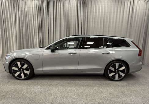 Volvo V60, 2024