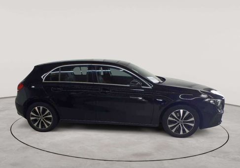 Mercedes-Benz A 250, 2022